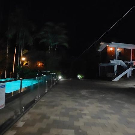 The Pool Villa Coorg Madikeri Eksteriør billede